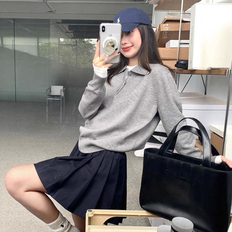 College Style Gray Polo Collar Sweater for Women, Spring and Autumn 2025 New Style, Loose Fit, Slimming, Versatile Long-Sleeve Knit Top