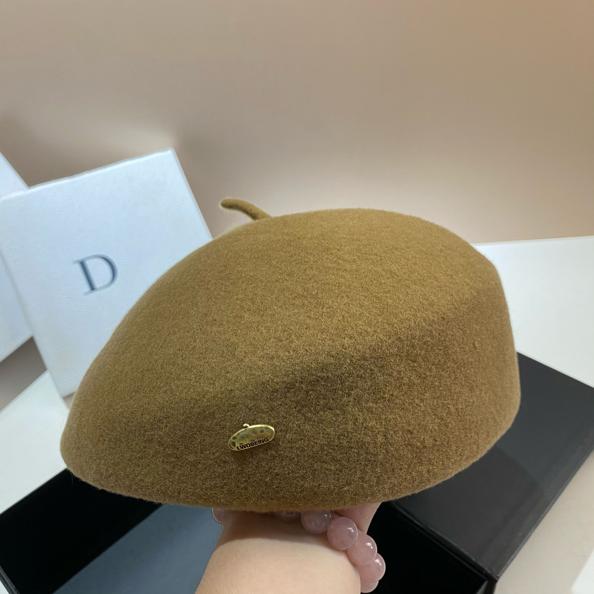 Hochwertige Baskenmütze aus Wolle, koreanische Version, dreidimensionaler Flugbegleiterhut im Promi-Stil, modisch und_voghion.com