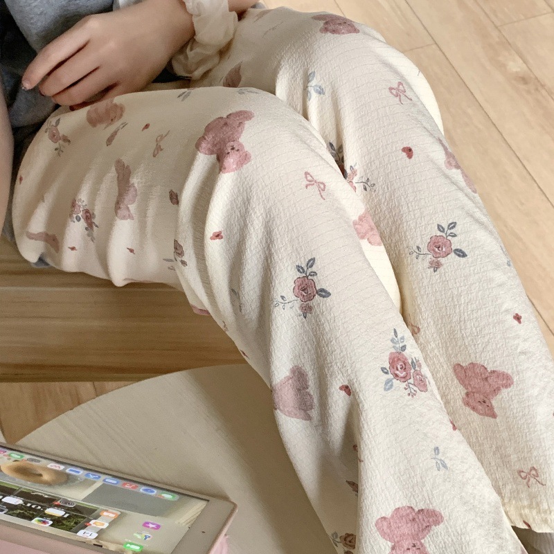 2024 pijamas de verano nuevos hilos de espuma de espuma delgados pantalones anti-mosquitos pantalones de dibujos animados dulces pantalones caseros al por mayor