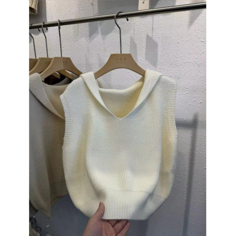New Spring and Autumn Navy Collar Knit Vest for Women, Layered Wear Outerwear New Spring and Autumn Navy Collar Knit Vest for Women, Layered Wear Outerwear