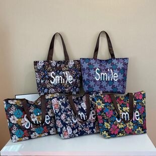 Folding waterproof bag, handheld foldable capacious storage bag, increased thickness