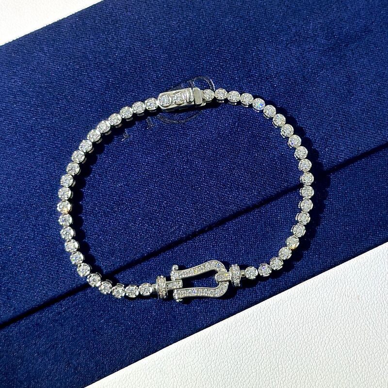 Sterling Silver S925 White Golden Rose Gold Horseshoe Buckle Full Diamond Bracelet Exquisite Sparkling Diamond High-End Simple Horseshoe Bracelet Sterling Silver S925 White Golden Rose Gold Horseshoe Buckle Full Diamond Bracelet Exquisite Sparkling Diamond High-End Simple Horseshoe Bracelet