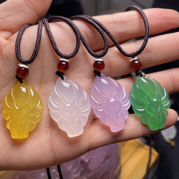 Agate multicoloured pendant white jade
