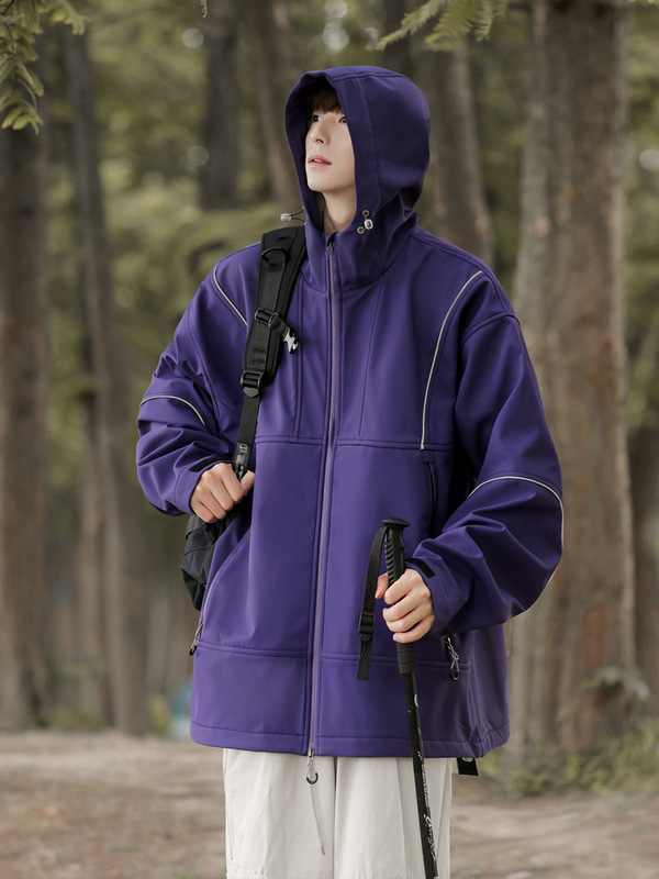 In the autumn of 2024, the new assault jacket (chenille fabric) is water-repellent, fashionable and casual.