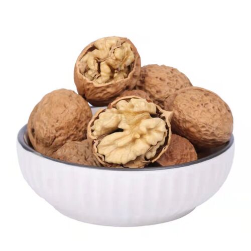 Yunnan walnuts, thin-skinned walnuts, dried fruit snacks, roasted nuts, non-paper-skinned walnuts, walnut wholesale