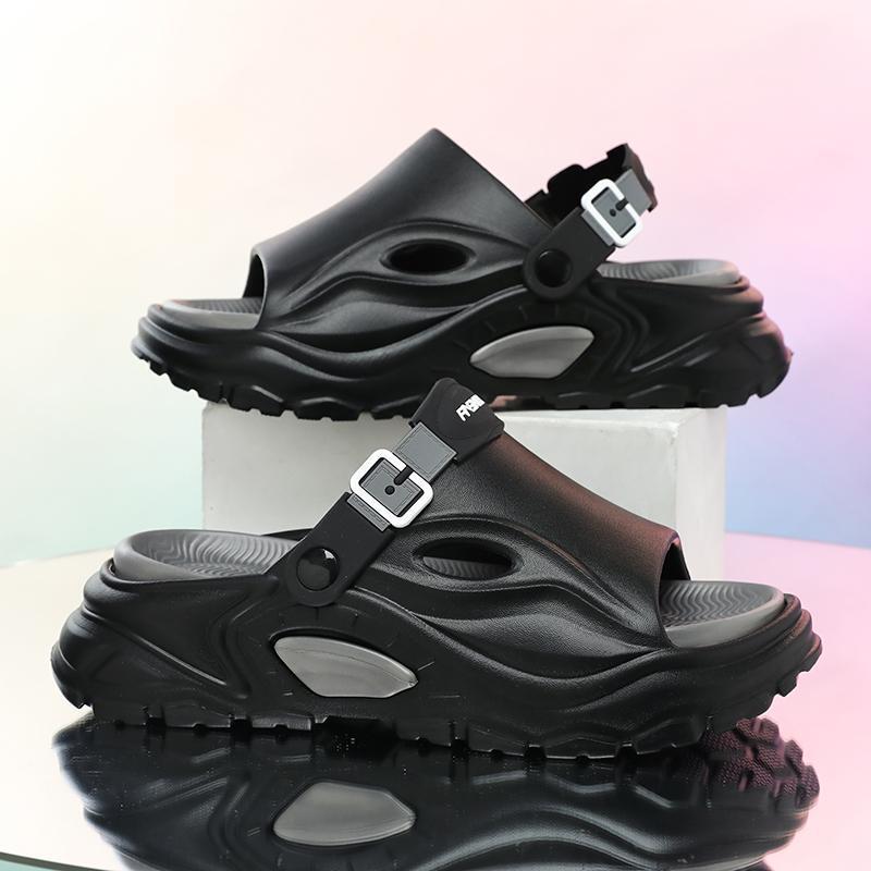 New Style Men's Summer Outdoor Breathable Clogs with Thick Soles and Exposed Toes, Semi-Slippers for Outdoor Sports and Beach Sandals