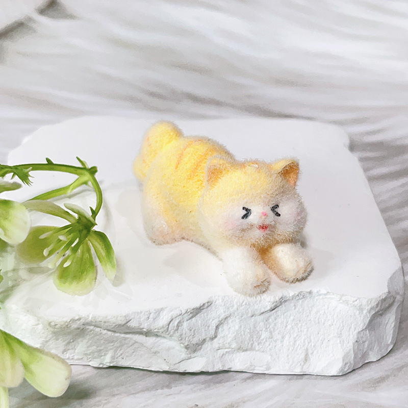 漫画植毛立体樹脂かわいいミルク猫 DIY 車の中央制御画面デスクトップ装飾品アクセサリー|undefined
