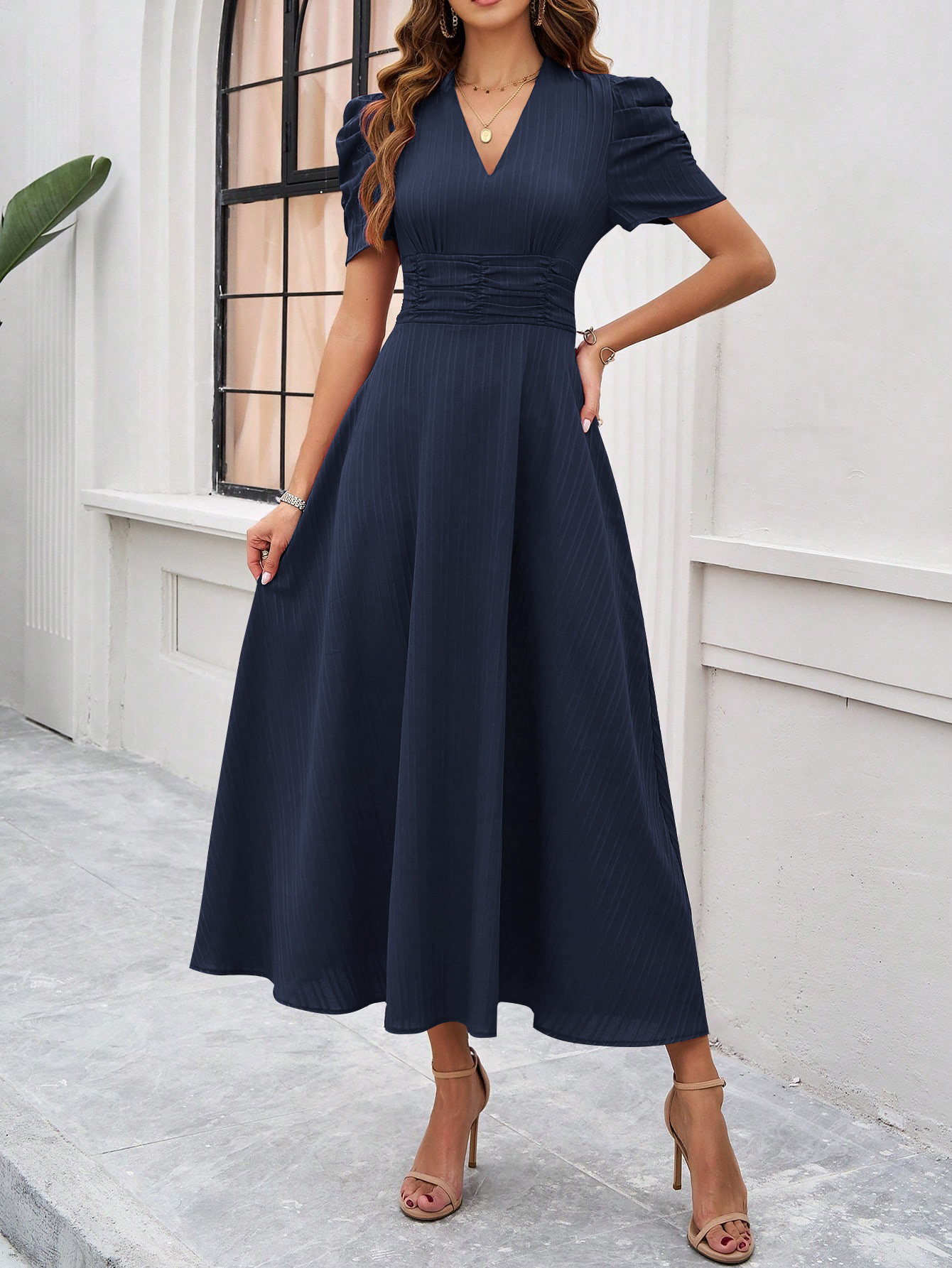 318g Weight Maxi Long Dress Dress Length Type Short Sleeve Sleeve Length Swing Dress Dresses Type Puff Sleeve Sleeve Type Spandex, Polyester Fabric Type High Waist Waist Line Daily Occasion V Neck Neckline Regular Fit Fit Type Solid Color Pattern 2025 Spring and Summer Season Women's Gender Pleated Design Simple Style Style Wholesale Women's Simple Style Pleated Solid Color Daily V Neck Short Sleeve Swing Dress 19