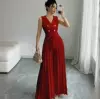Красный