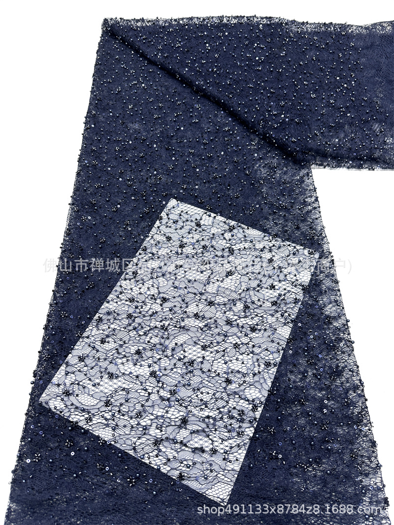 Tejido de encaje de perlas de oro ligero tamaño de perlas sequinado alto vestido de hombro inclinado tejido bordado a mano