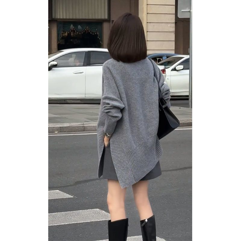 ChicShe Neuer koreanischer Winter-Pullover im lockeren, figurformenden Stil, unregelmäßig gestrickt, lässiges und vielseitiges Shorts-Zweiteiler-Set_voghion.com