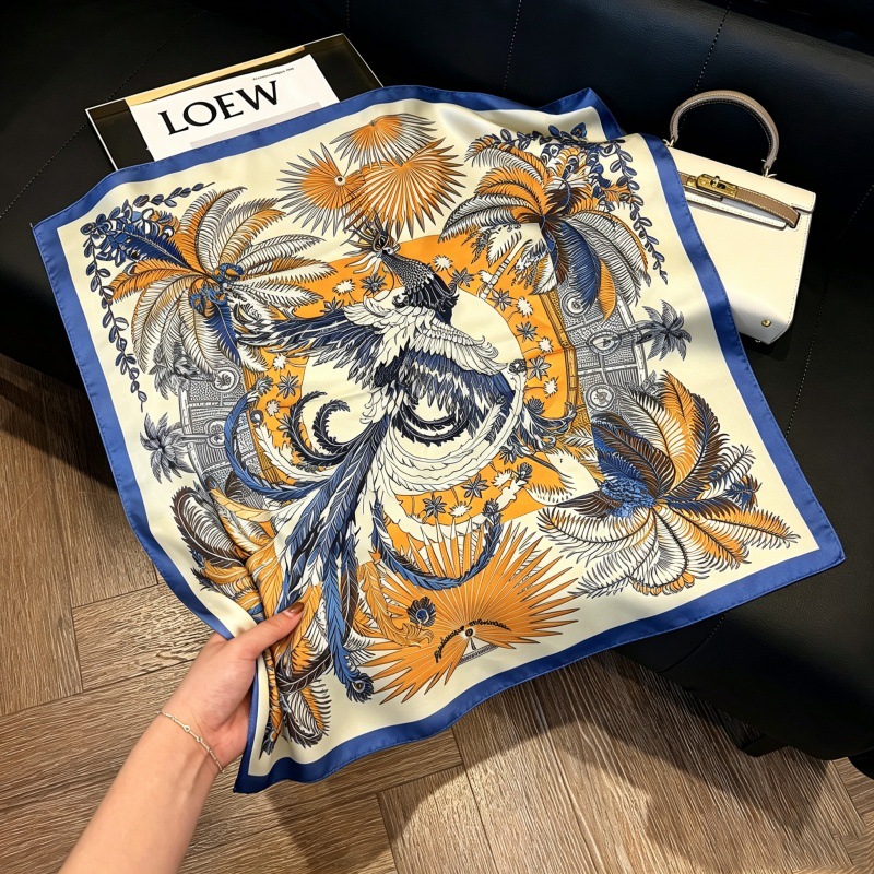 Colección 70*70 nuevo estilo bufanda de seda azul sensación de alta calidad imitación bufanda cuadrada de seda moda todo-fósforo bolsa atada bufanda de pelo
