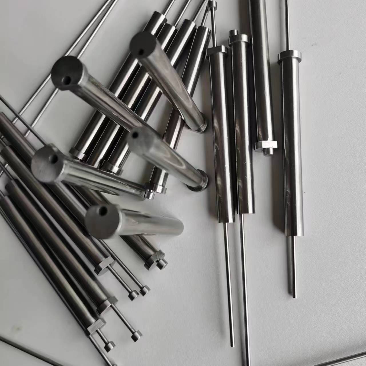 SKD-61扁心孔司筒 氮化加硬司筒推管 滑配顶针模具配件成型