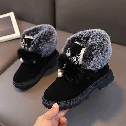 Baby girl's winter velvet snow boots, girls' short boots, warm furry cute children's winter children's winter cotton shoes