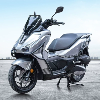 Honda Nwg150 Bumper Anti-Fall Front: Motorcycle bumper