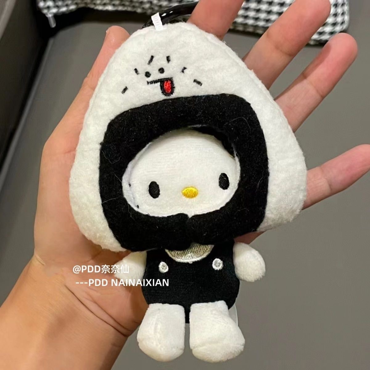 Amor hellokitty muñeca colgante llavero colgante bolsas de regalo bolsas de peluche lindo muñeca colgante lindo