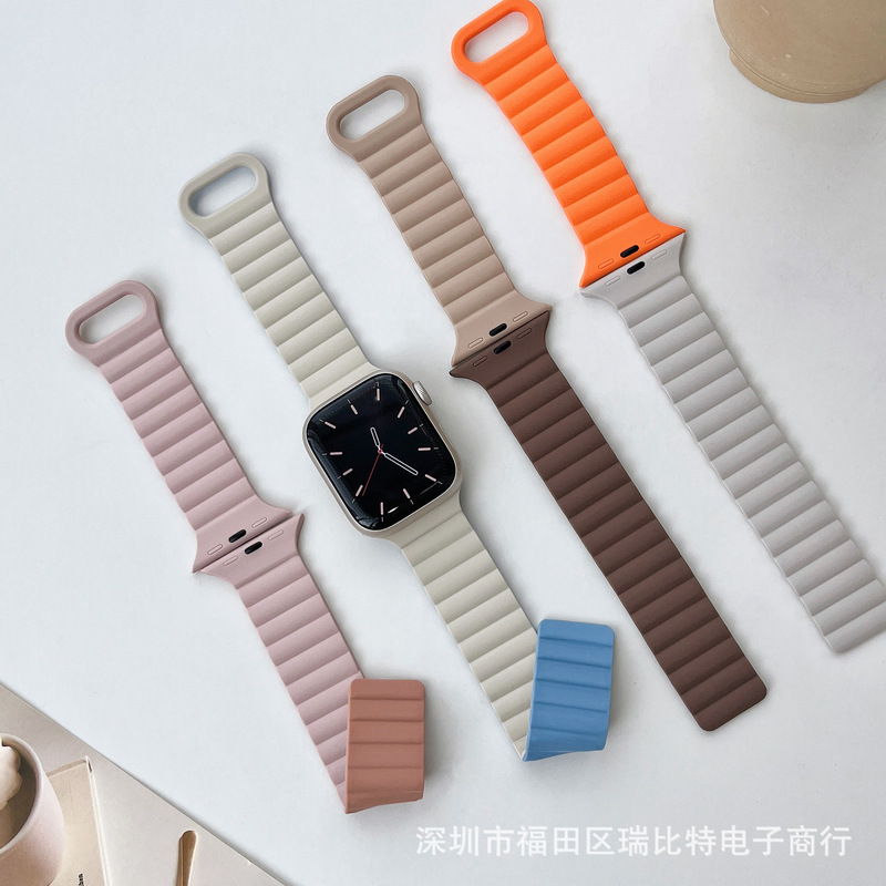 Suitable for apple watchs9 strap Apple Watch s10 generation iwatch5678se silicone two-color magnetic attraction