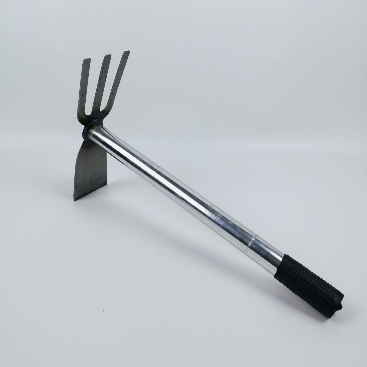 两头忙 厂家直销铁锄头耙子锄地工具 五元店五金工具货源