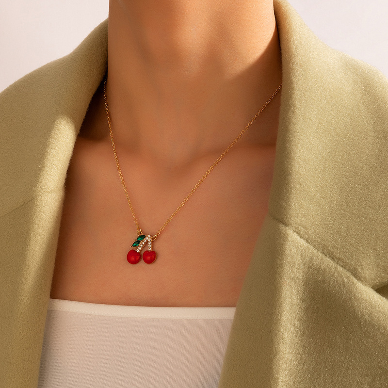 simple cute diamond cherry red mushroom drip oil single-layer necklace