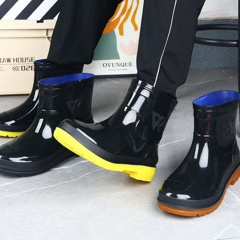 Дождевая обувь мужская нескользящая водонепроницаемая обувь мужская бархатная черная утолщеная износостойкая строительная площадка защиты труда резиновая обувь дождевая сапоги завод оптом