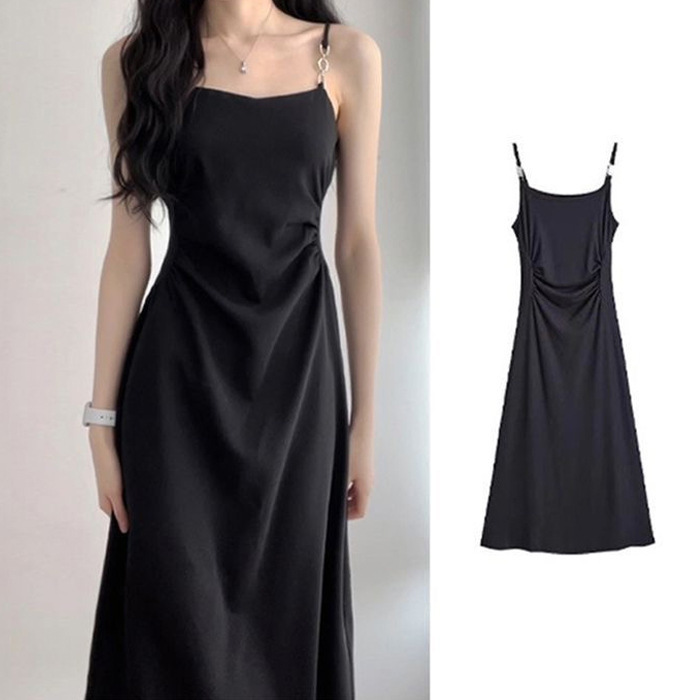 Black Spaghetti Strap Dress for Women, Summer 2026 New Style, Waist-Cinching, Slimming, High-End, Elegant Hepburn-Style Little Black Dress