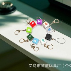 功徳はキーキャップを押して音を震わせます。