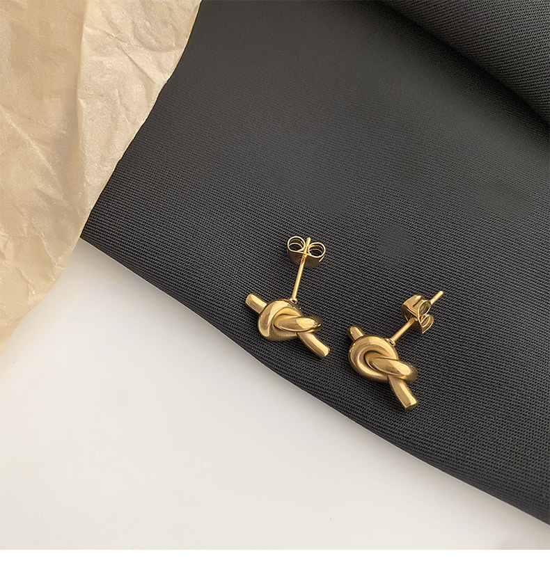 Women'S Gender 1 Pair Fashion Knot Titanium Steel Plating Ear Studs
