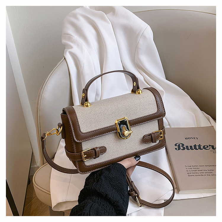 Bolso de mano de alta calidad para mujer 2025 nuevo bolso cuadrado pequeño con costuras de color en contraste retro textura de lino bandolera para mujer