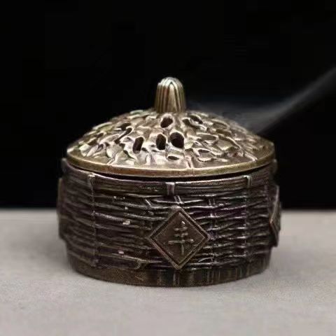 A classic incense burner with the theme of 