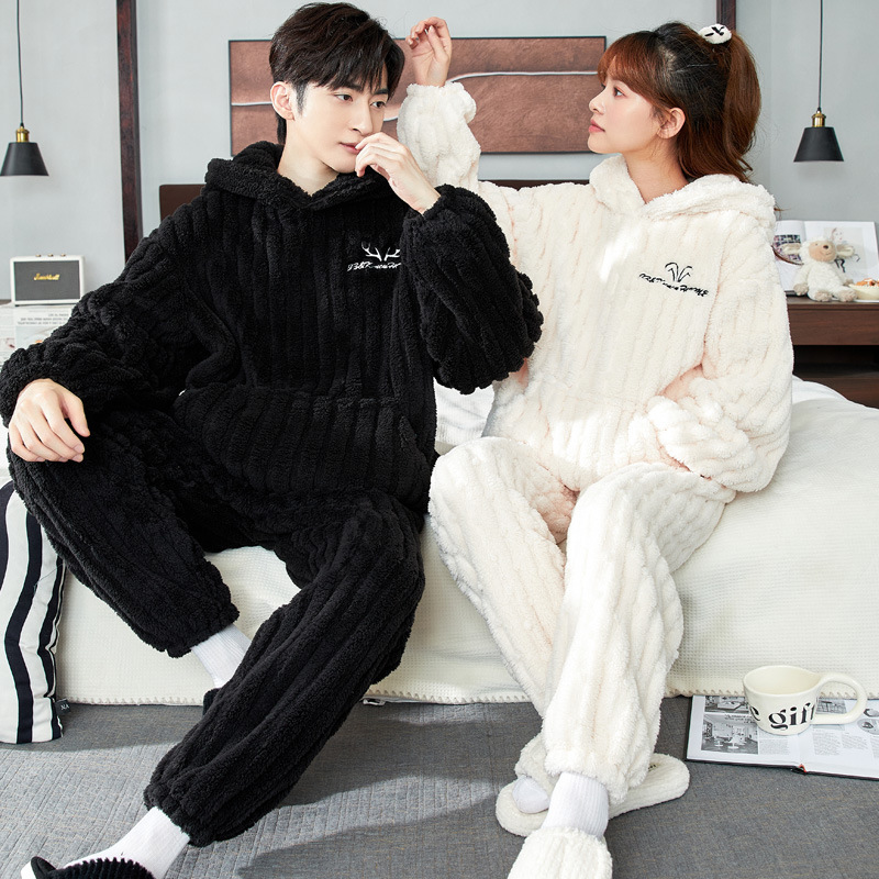 Couple pajamas winter coral fleece thickened fleece-lined sweater hooded men and women autumn and winter flannel home wear suit Couple pajamas winter coral fleece thickened fleece-lined sweater hooded men and women autumn and winter flannel home wear suit