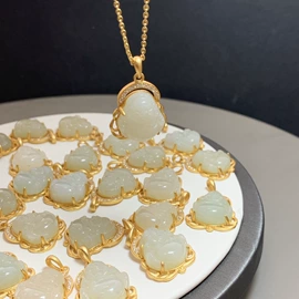 和田玉项饰;和田玉手饰;耳钉