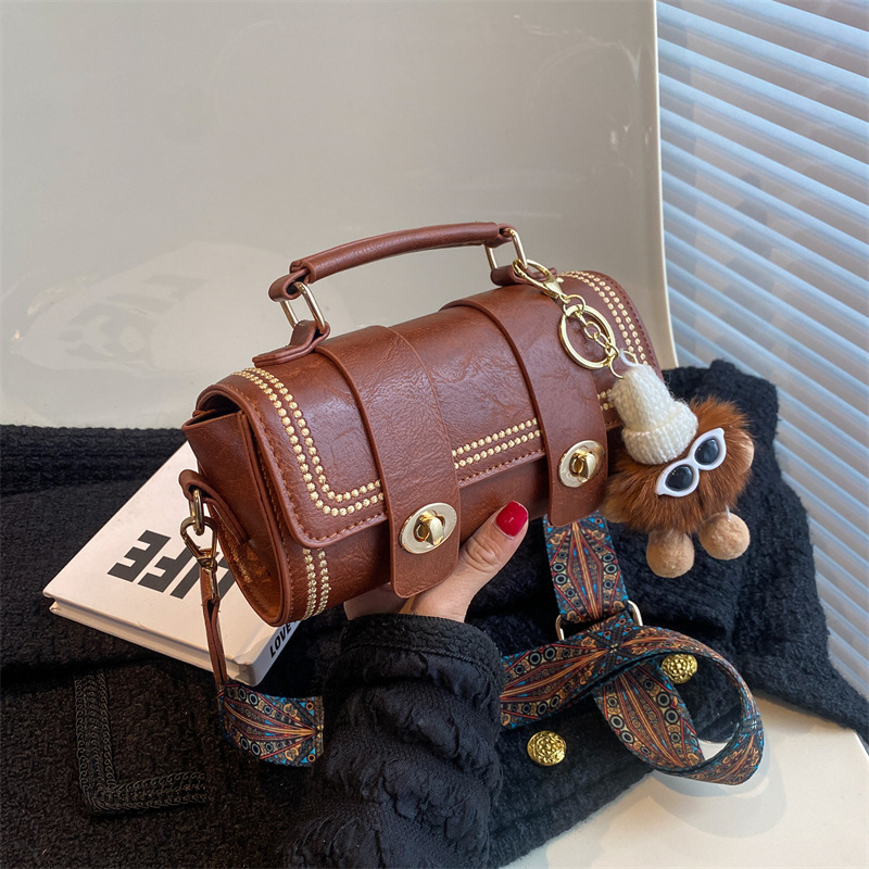 Borsa a tracolla piccola da donna 2024, nuova moda, versatile, portatile, con cilindro Boston, ad alto senso_voghion.com