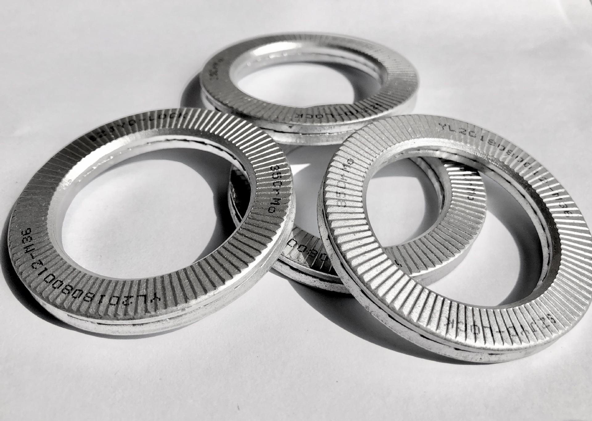 大铁声屏障用抗震防松垫圈   DIN25201- M30