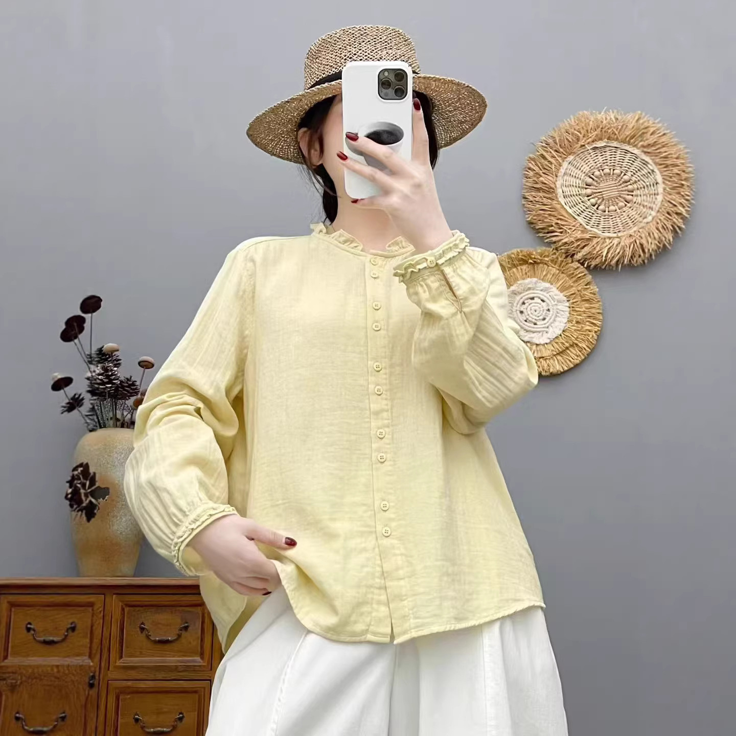 Spring 2026 Women's Long-Sleeve Shirt with Ruffled Collar, Lace Collar, Double-Layer Gauze New Style Shirt, Skin-Friendly Blouse