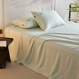 四件套;床罩床笠;夏凉被