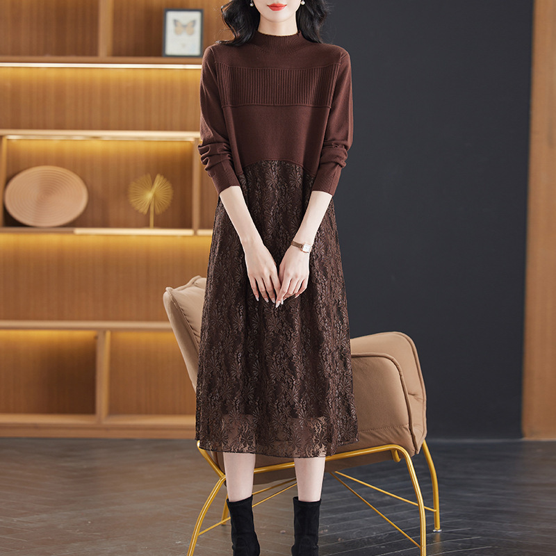 Spring and Autumn 2024 New Women's Wear Autumn and Winter Mother's Long Dress Wide Wife Stylike Lace Stitching Slim Knitted dress