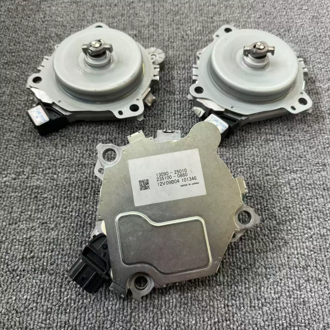 Применимо для Toyota Sina Asian Dragon Camry 2.02.5 двигатель управления распределительным валом 13090-F0010