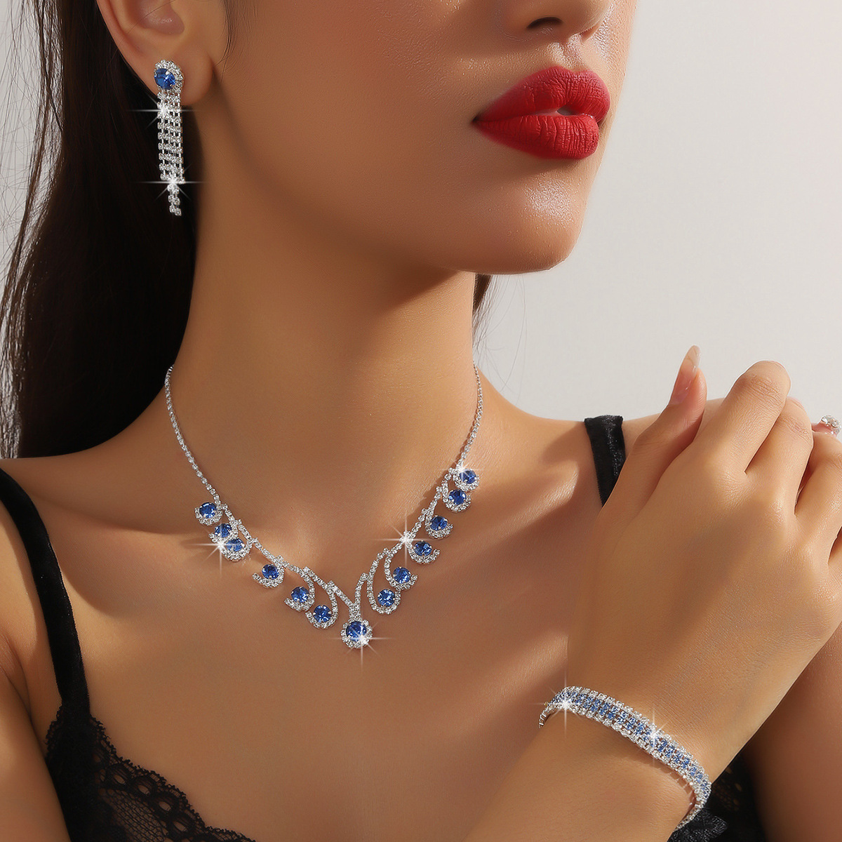 best selling bridal necklace set high end versatile crystal color clavicle chain earrings two piece set_voghion.com