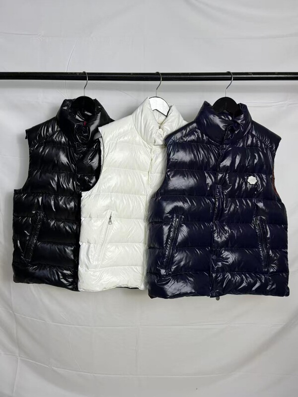 Maya down Vest M022 Unisex Autumn and Winter Lightweight Waterproof Vest Maya down Vest M022 Unisex Autumn and Winter Lightweight Waterproof Vest
