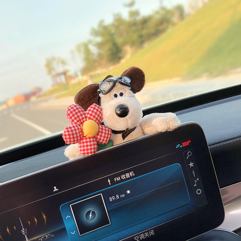 Lindo espejo retrovisor de reparación de perros, muñeca de fiesta, decoración de coche, pantalla de control central, muñeca de coche, accesorios de coche, mujer