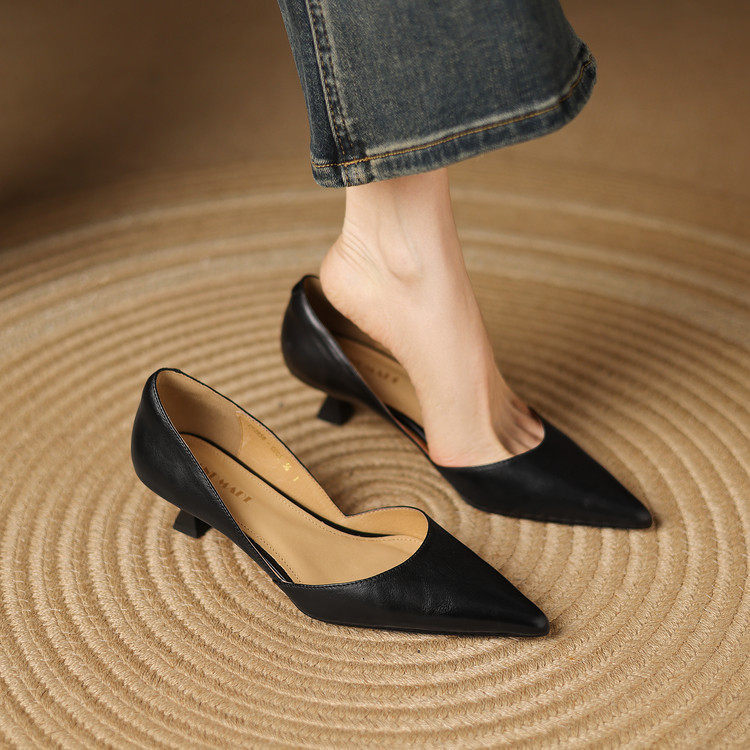 [in Stock] 7210-S2 French Style Pointed Toe Kitten Heel Pumps Spring and Autumn Retro Genuine Leather High Heels Commuter Professional Shoes