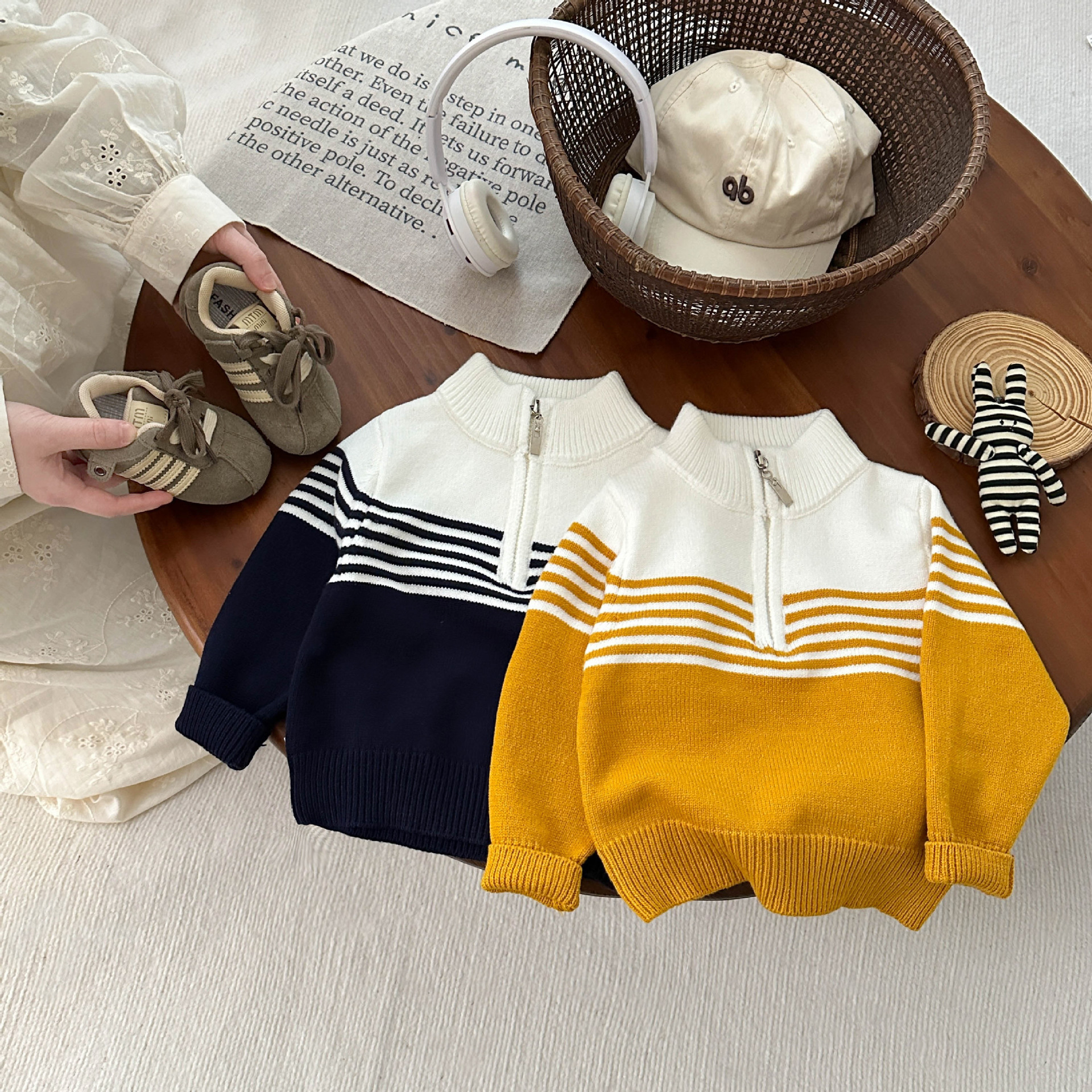Demi-season knitted children's sweater for boys with zipper for…