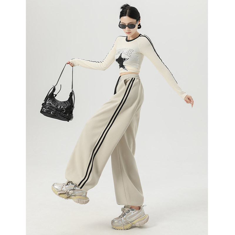 American-Style Sports Pants for Women, Spring and Autumn 2026 New Model, Sweatpants with Side Stripes, Casual Pants, High-Waisted, Slimming Wide-Leg Pants for Women