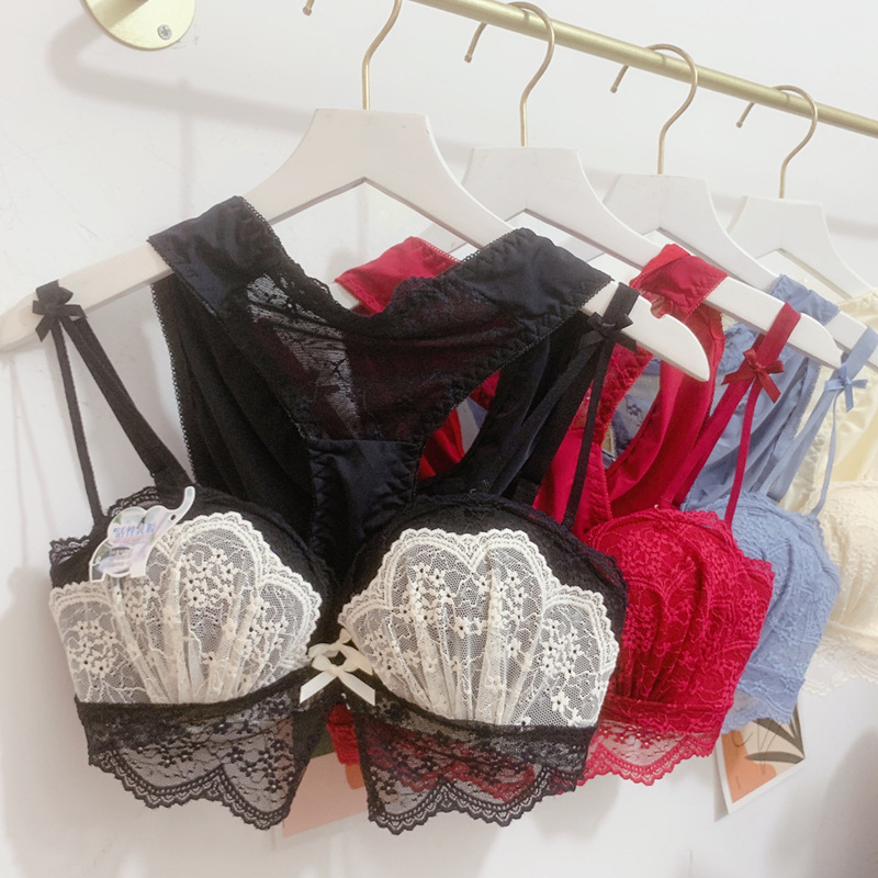 El otoño y el Invierno nuevo encaje sexy ropa interior de las mujeres empuja hacia arriba pequeño sujetador inalámbrico cómodo Palma taza sujetador traje 8255