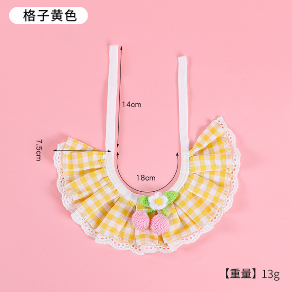 Eating bib with bow
