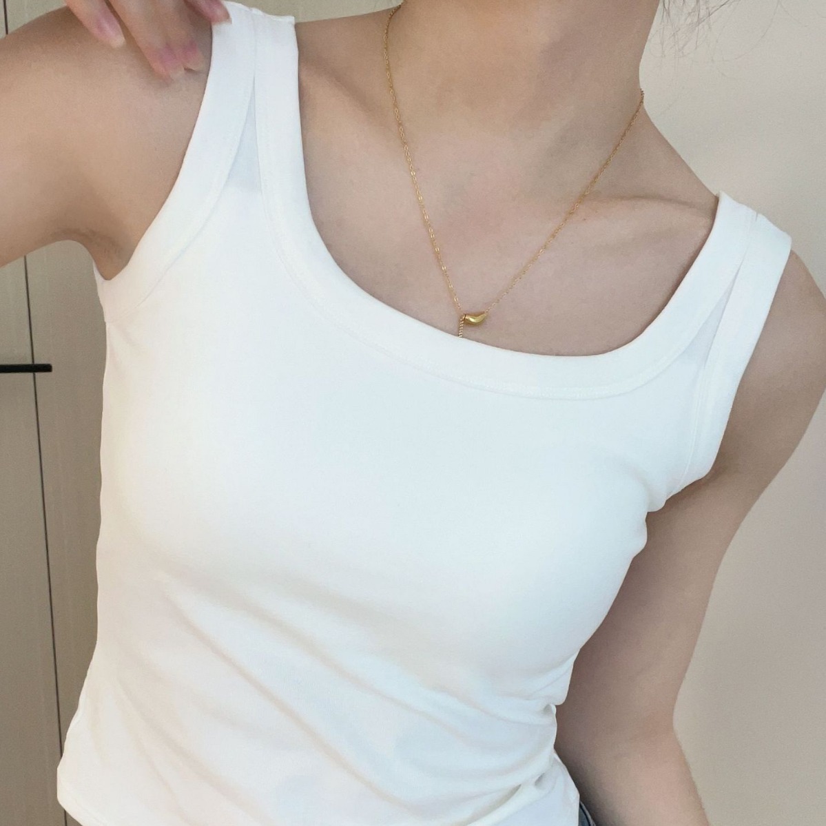 Chaleco de color sólido camisola mujeres viene con almohadilla en el pecho fija Copa chaleco cubierta pecho todo partido desgaste interior desgaste exterior simple chaleco