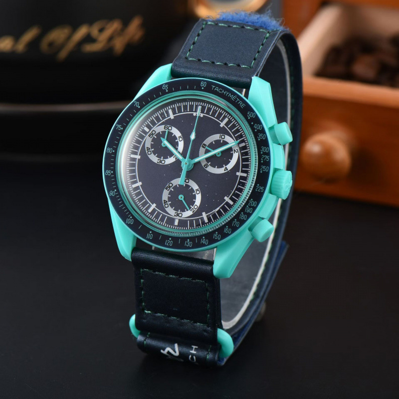 Oujia Co-Branded Quartz Watch, a Cross-Border Best-Selling Model, Quartz Watch