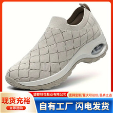 �ļ��¿�ŮЬ��a�W���w���m��һ�_�����eЬ͸�⺆�s��|�\��Ь