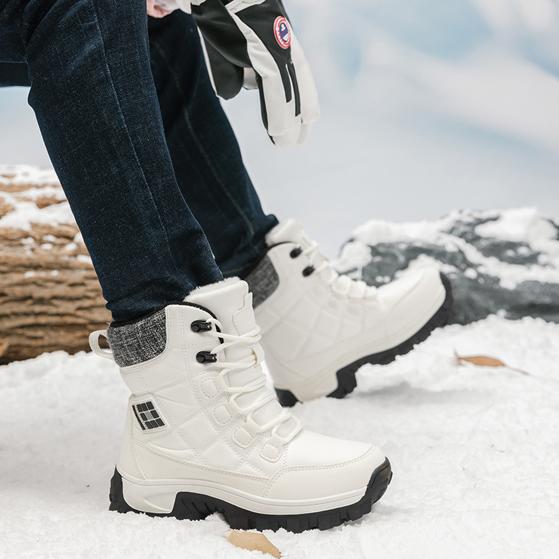 Botas de nieve de gran tamaño para hombres y mujeres con zapatos de algodón gruesos zapatos al aire libre botas cálidas un cabello