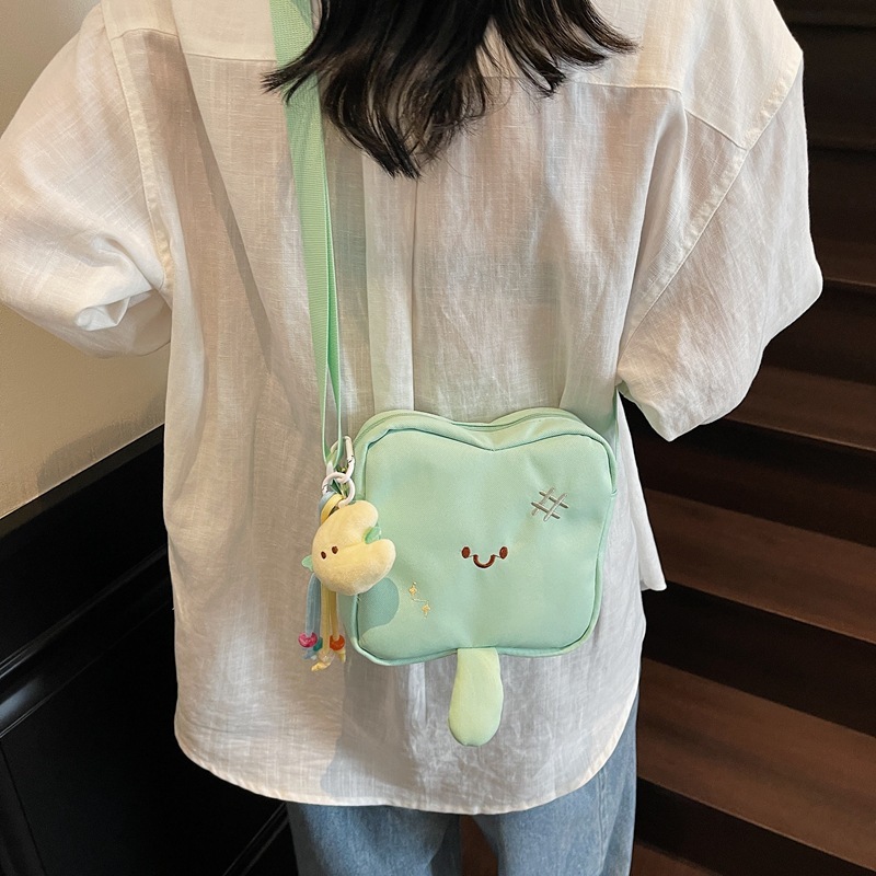 日本のかわいい表現力のある小さなバッグ、女性のソフトガール学生ショルダーバッグ、多用途の旅行用携帯電話バッグ、面白いクロスボディバッグ|undefined